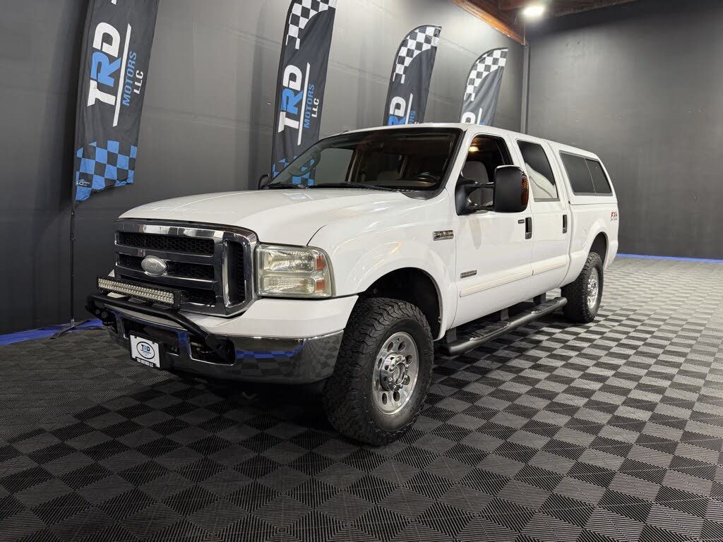 2006 Ford F-250 Super Duty XLT Crew Cab 4WD