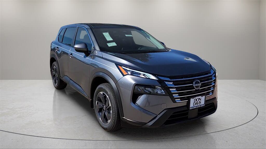 2026 Nissan Rogue SV FWD