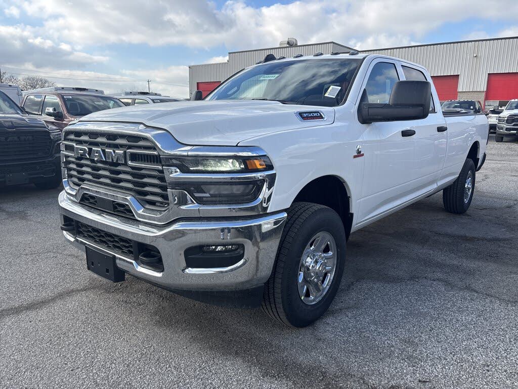 2026 RAM 3500 Tradesman Crew Cab LB 4WD