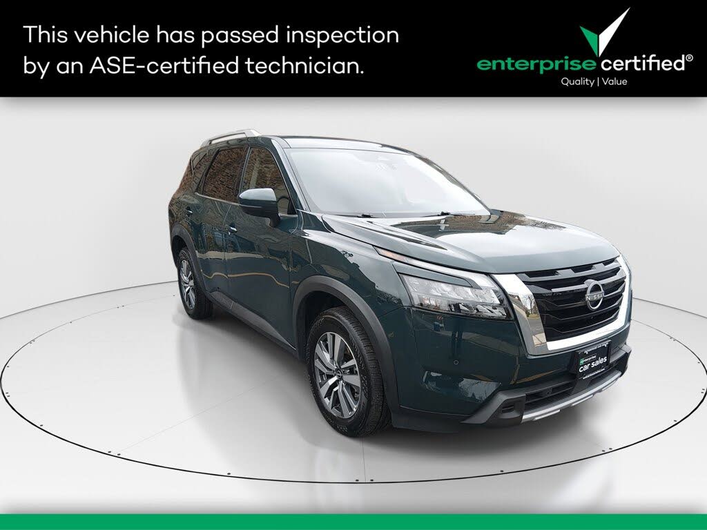 2025 Nissan Pathfinder SL 4WD