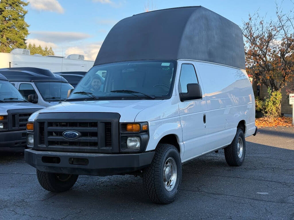 2010 Ford E-Series E-350 Super Duty Extended Cargo Van