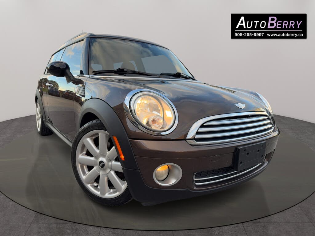 MINI Cooper Clubman FWD 2010