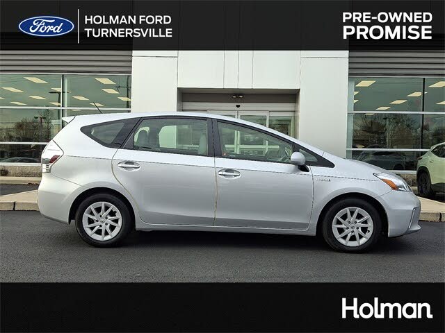 2012 Toyota Prius v Three FWD