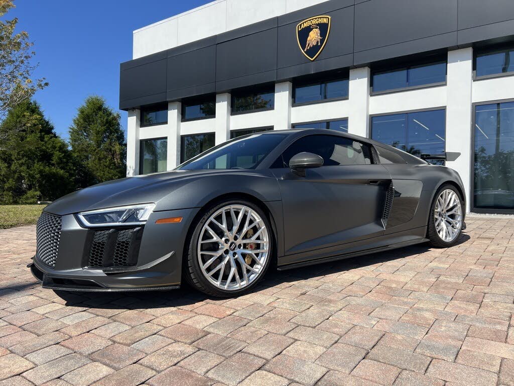2017 Audi R8 quattro V10 Coupe AWD