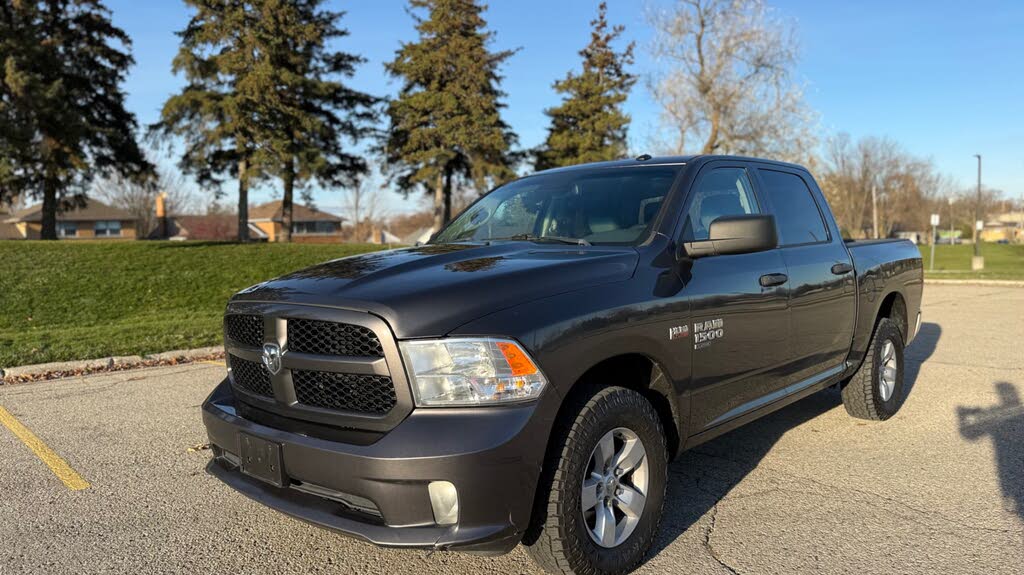 2020 RAM 1500 Classic Express Crew Cab SB 4WD