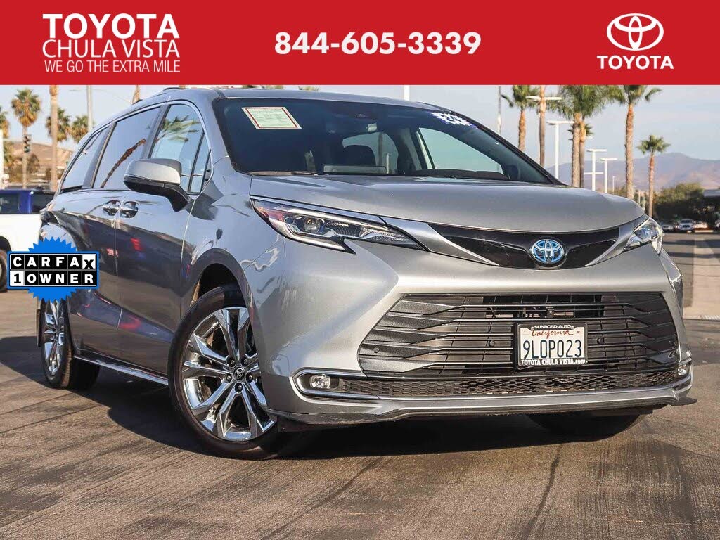 2024 Toyota Sienna Platinum 7-Passenger FWD