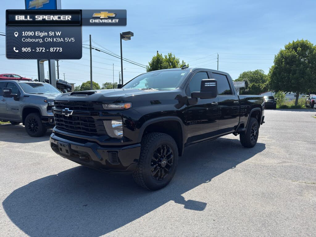 2025 Chevrolet Silverado 2500HD Custom Crew Cab 4WD