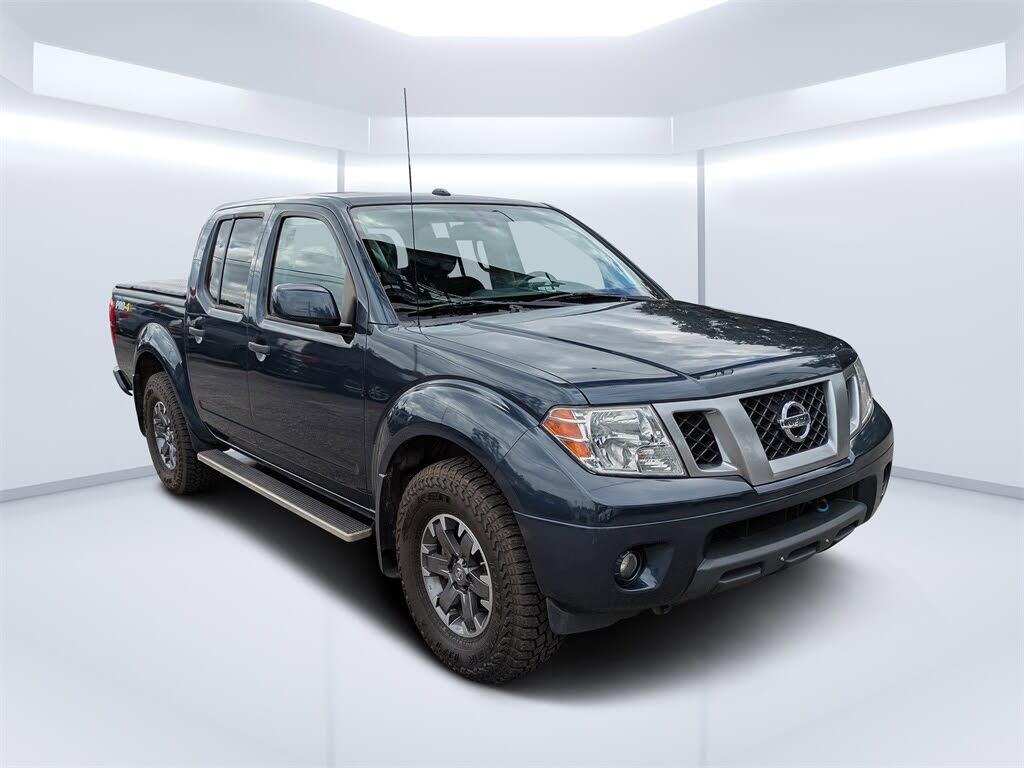 2018 Nissan Frontier PRO-4X Crew Cab 4WD