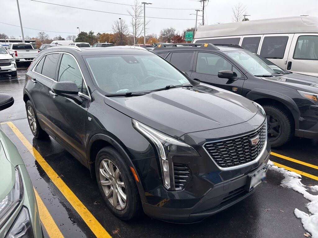 2022 Cadillac XT4 Luxury AWD