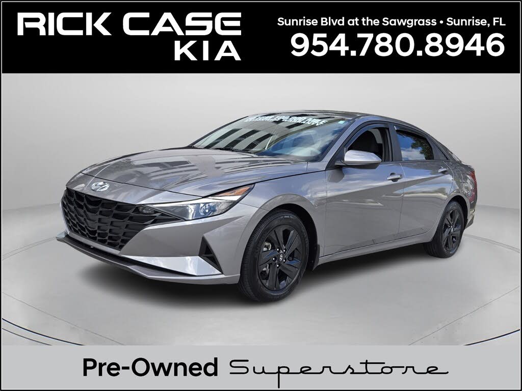 2023 Hyundai Elantra SEL FWD