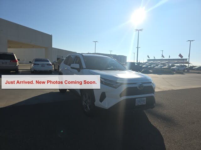 2024 Toyota RAV4 XLE AWD