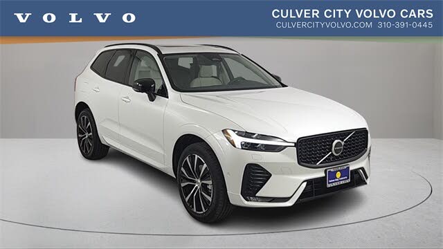 2025 Volvo XC60 B5 Plus Dark Theme AWD