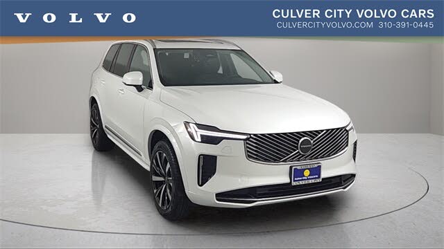 2025 Volvo XC90 B6 Core Bright Theme AWD