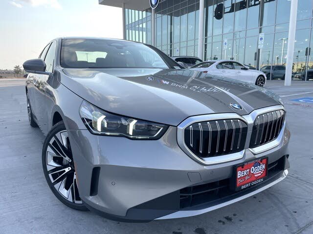 2026 BMW 5 Series 530i RWD