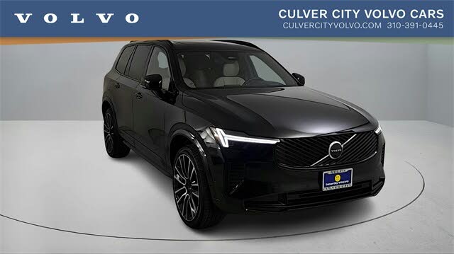 2026 Volvo XC90 B6 Ultra Dark 7-Passenger AWD