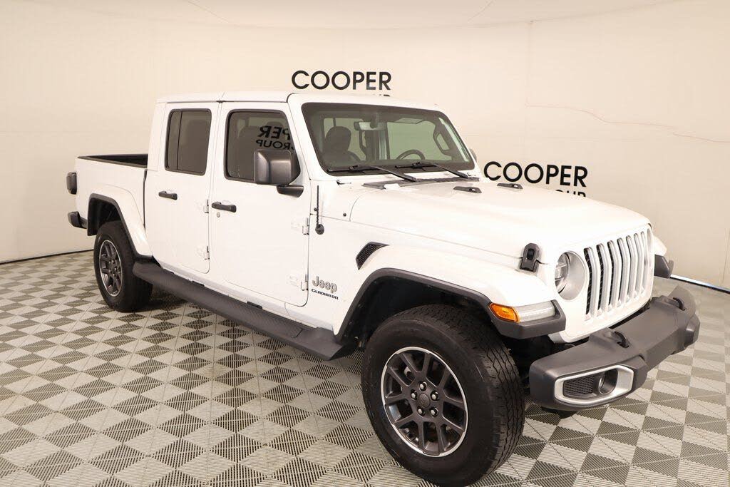 2020 Jeep Gladiator Overland Crew Cab 4WD