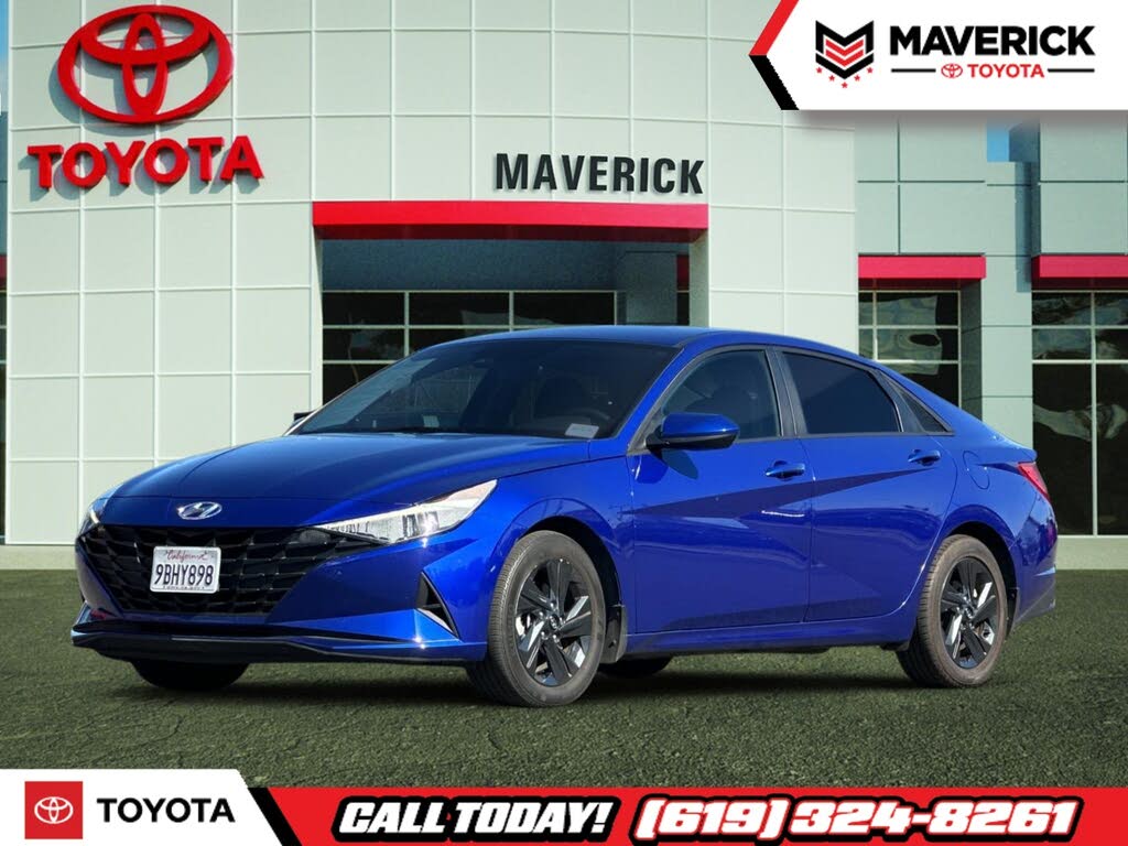 2022 Hyundai Elantra SEL FWD