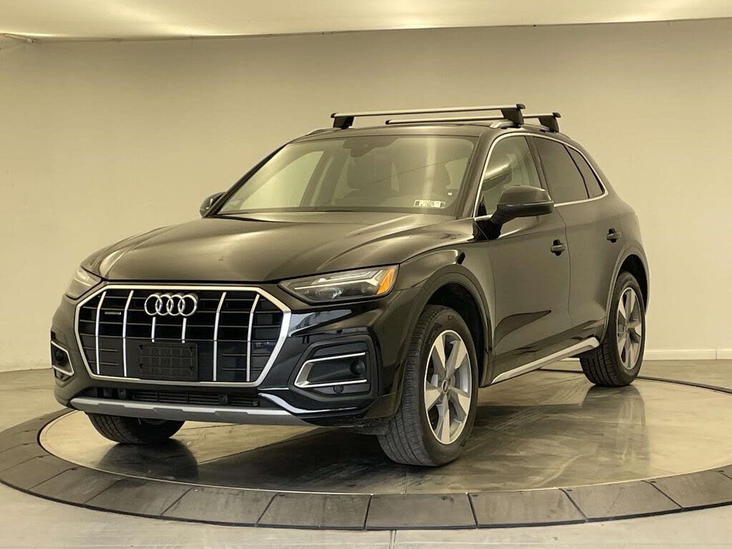 2023 Audi Q5 quattro Premium 40 TFSI