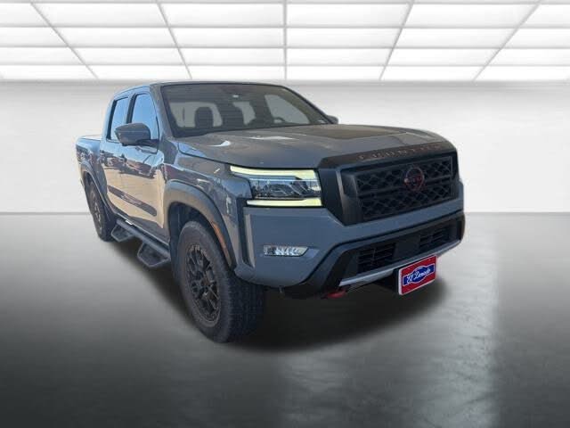 2023 Nissan Frontier PRO-4X Crew Cab 4WD