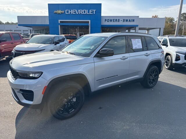 2024 Jeep Grand Cherokee Altitude 4WD
