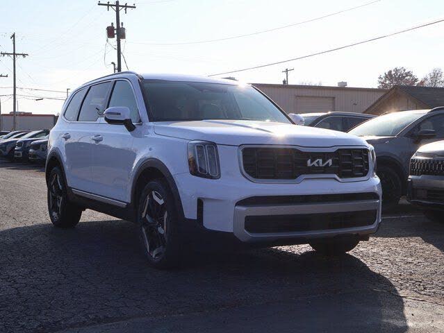 2025 Kia Telluride S FWD