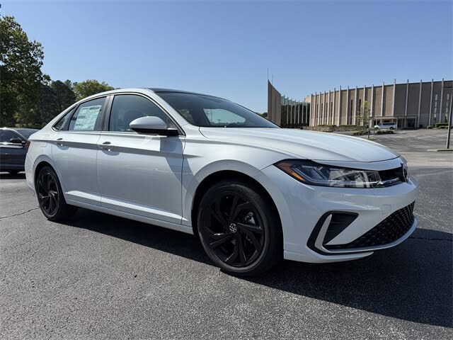 2025 Volkswagen Jetta SE FWD