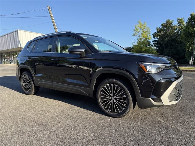 2025 Volkswagen Taos SE FWD