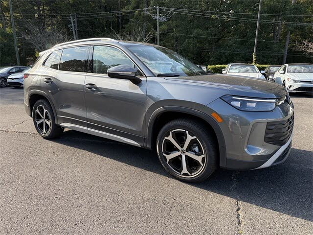 2025 Volkswagen Tiguan SE FWD