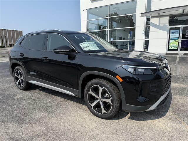 2025 Volkswagen Tiguan SE FWD