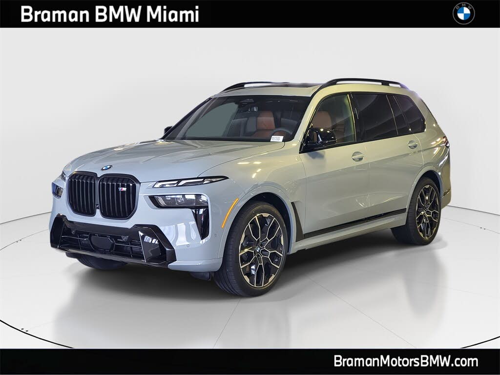 2026 BMW X7 M60i AWD