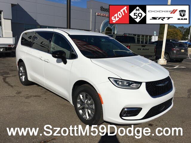 2026 Chrysler Pacifica Select AWD