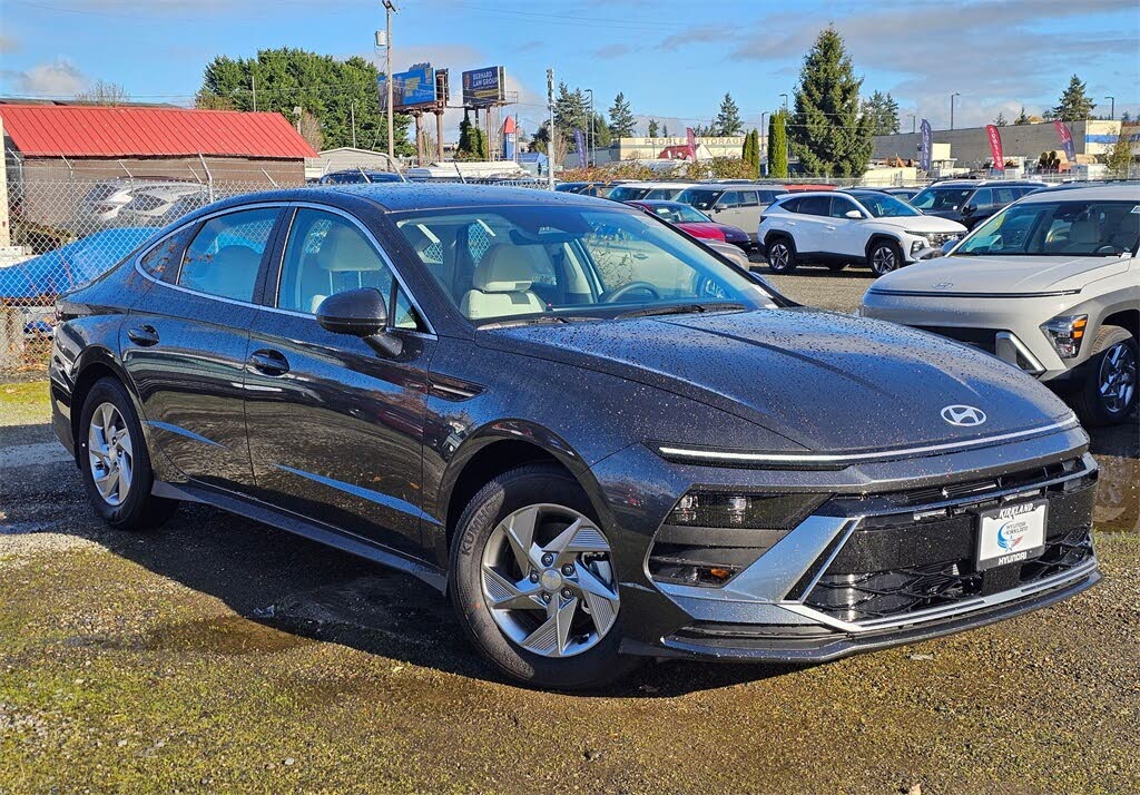 2026 Hyundai Sonata SE FWD