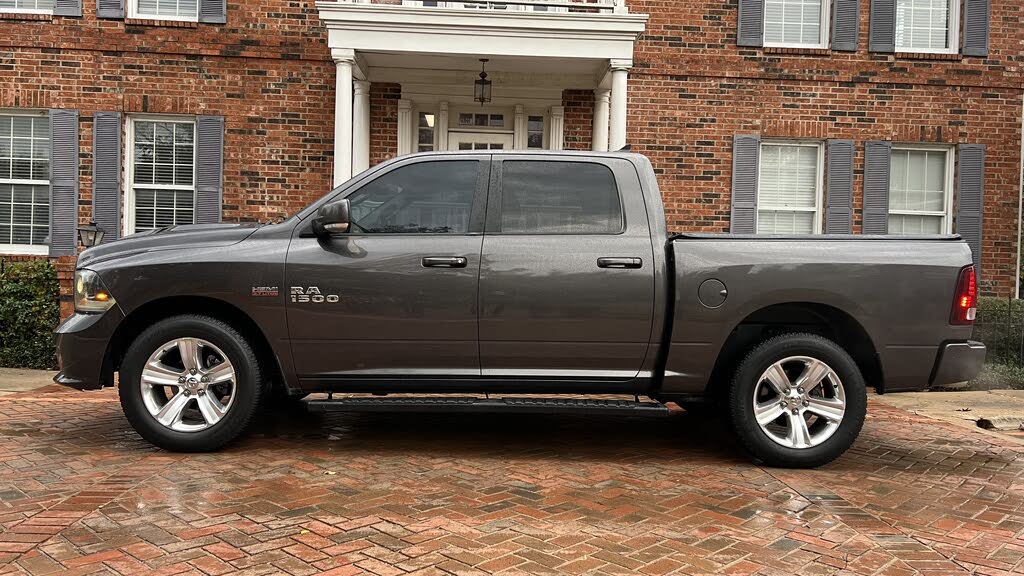 2015 RAM 1500 Sport Crew Cab 4WD