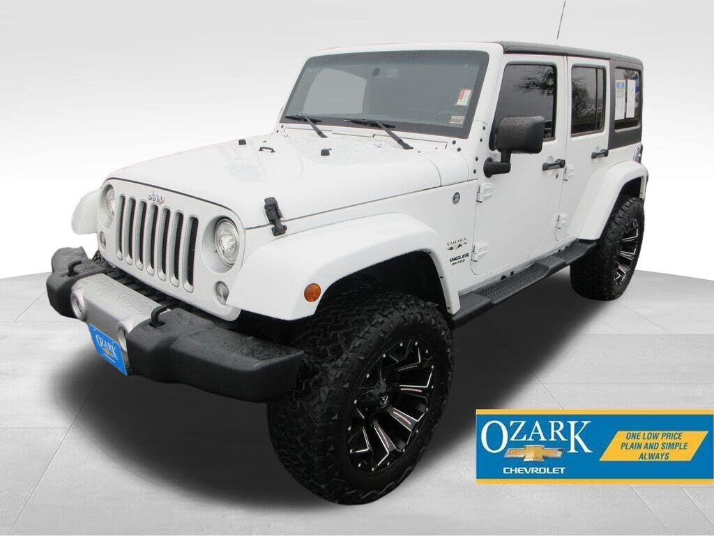 2017 Jeep Wrangler Unlimited Sahara 4WD