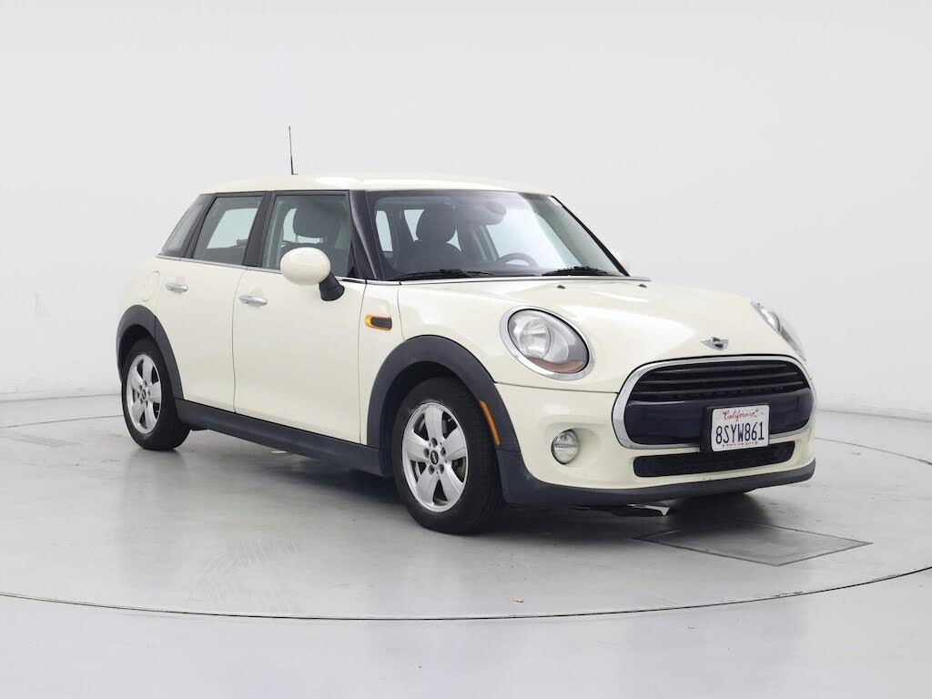 2017 MINI Cooper