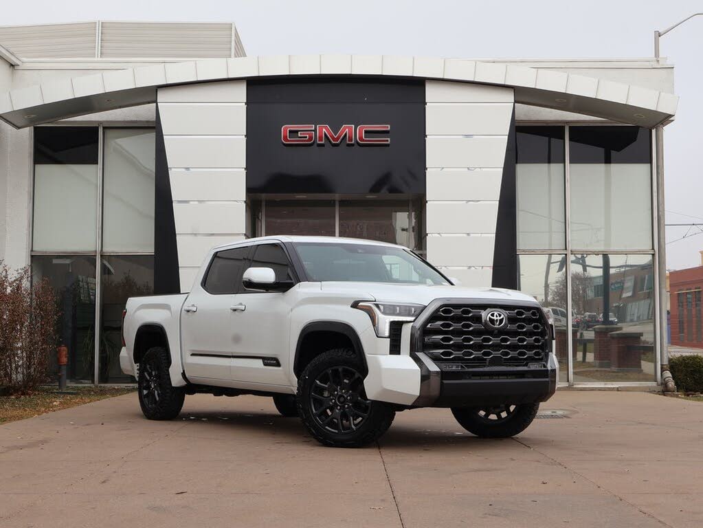 2023 Toyota Tundra Platinum CrewMax Cab 4WD