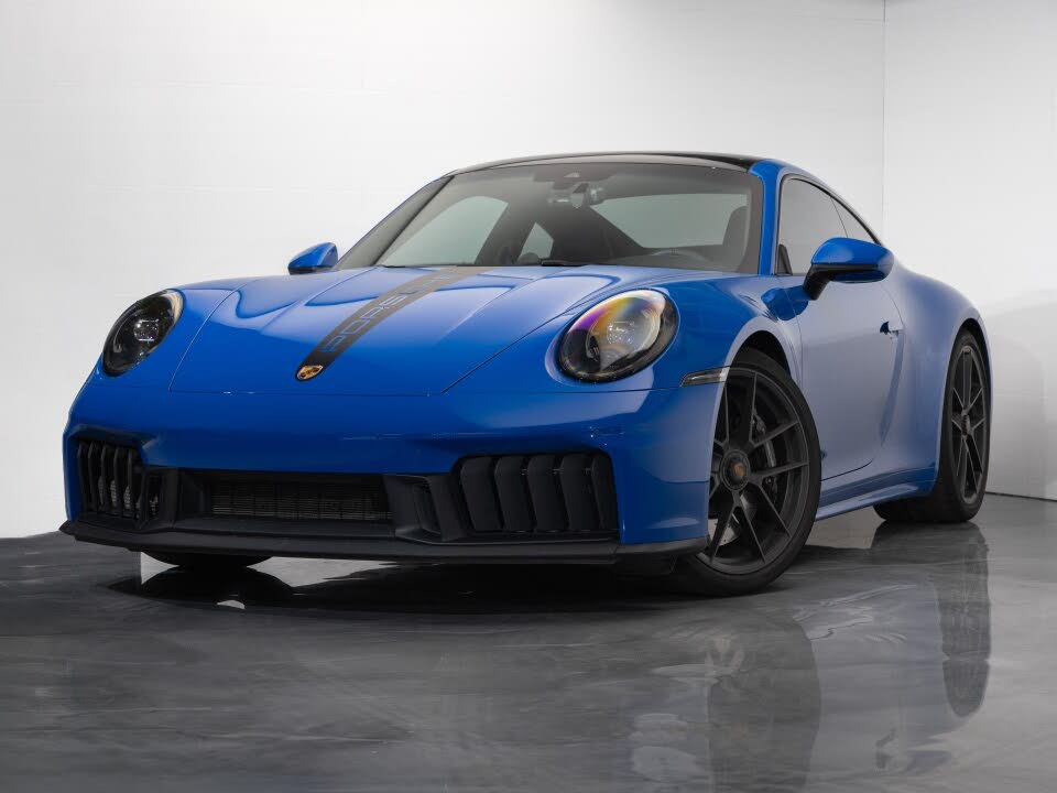 2025 Porsche 911 Carrera GTS Coupe RWD