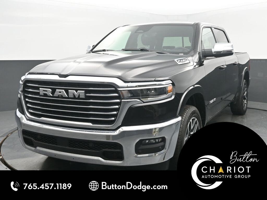 2025 RAM 1500 Laramie Crew Cab 4WD