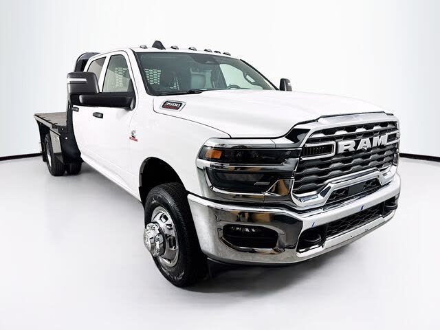 2026 RAM 3500 Chassis Tradesman Crew Cab LB DRW 4WD
