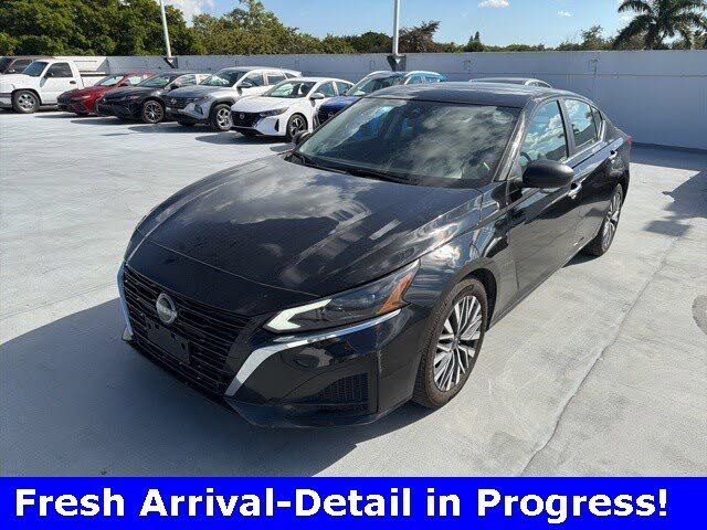 2024 Nissan Altima 2.5 SV FWD