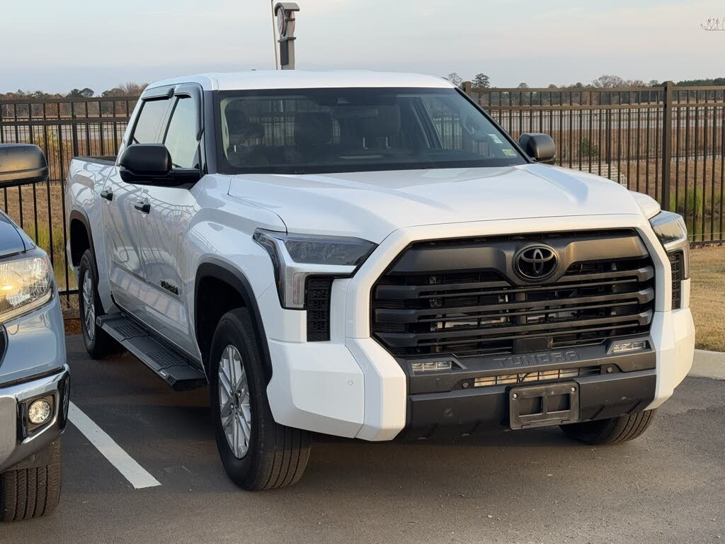2023 Toyota Tundra SR5 CrewMax Cab 4WD