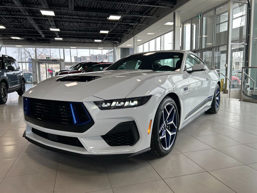 2025 Ford Mustang GT Premium Fastback RWD