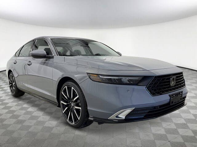 2025 Honda Accord Hybrid Touring FWD