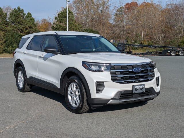 2026 Ford Explorer Active RWD