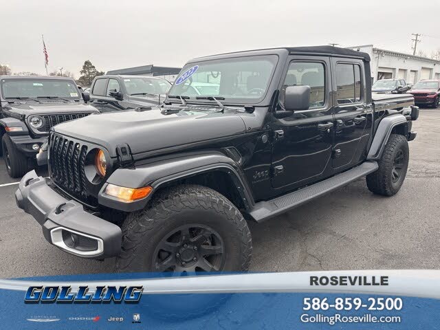 2022 Jeep Gladiator Sport Crew Cab 4WD