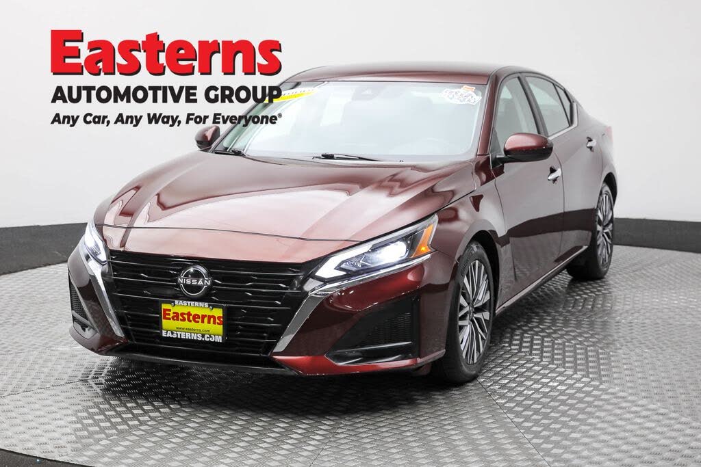 2023 Nissan Altima 2.5 SV FWD