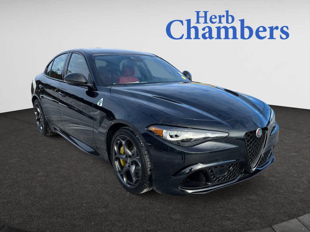 2024 Alfa Romeo Giulia Quadrifoglio Carbon RWD