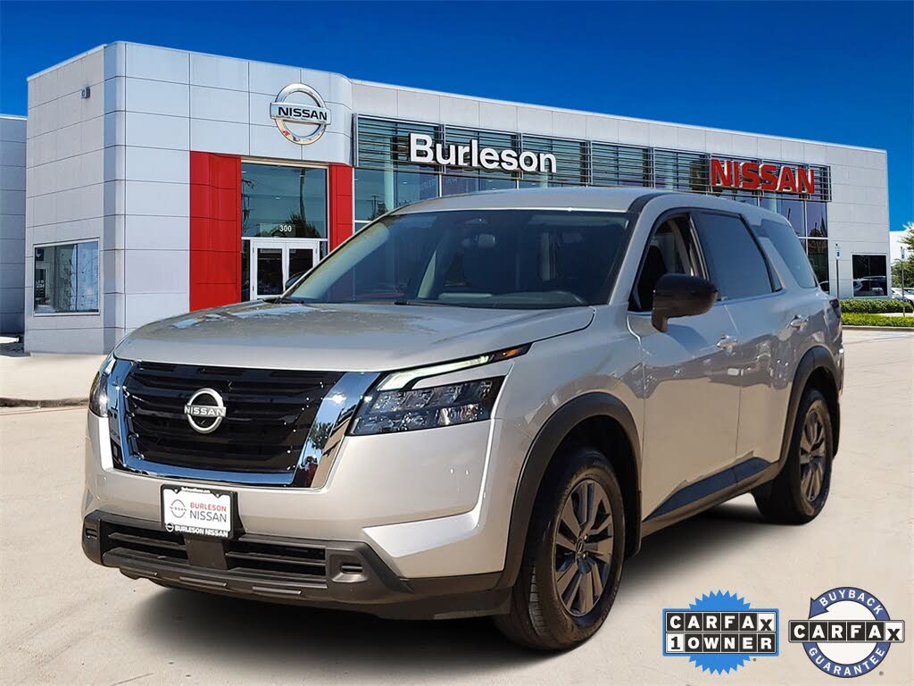 2025 Nissan Pathfinder S FWD