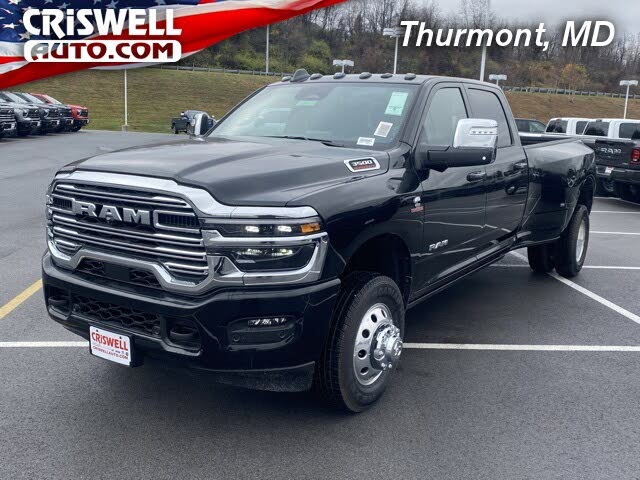 2026 RAM 3500 Laramie Crew Cab LB DRW 4WD