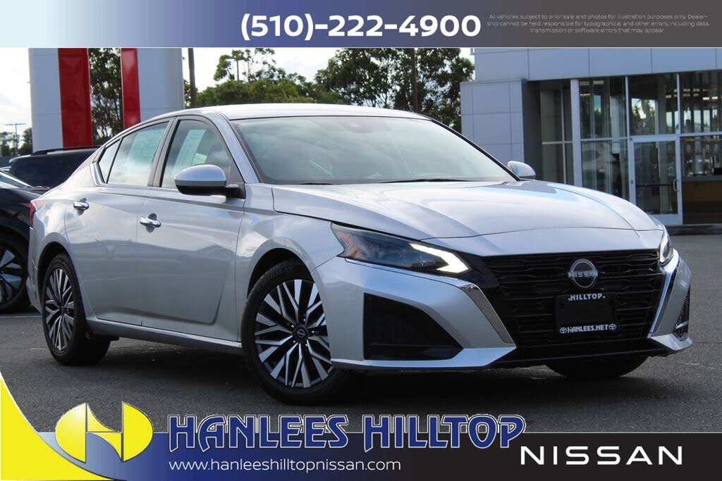 2023 Nissan Altima 2.5 SV FWD